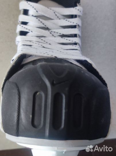 Коньки хоккейные nike 44р