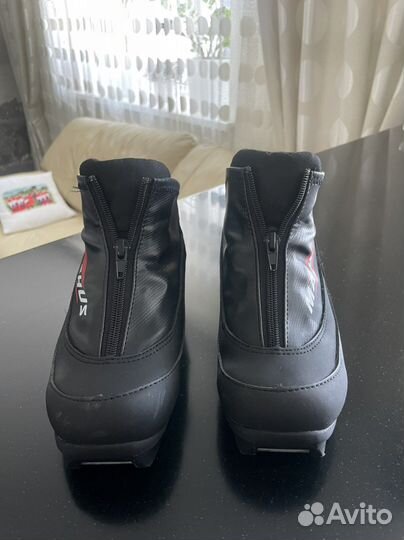 Лыжные ботинки madshus 33 размер