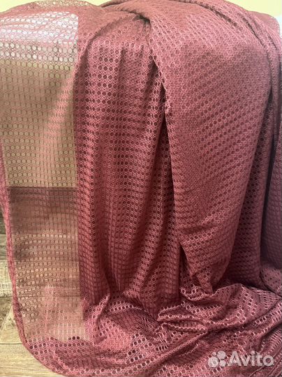 Тюль красная