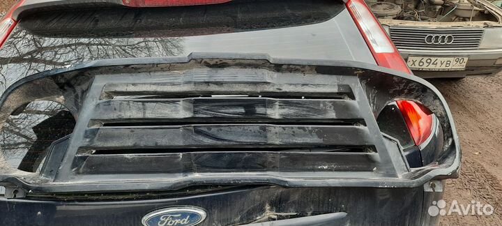 Решетка радиатора санг енг корандо