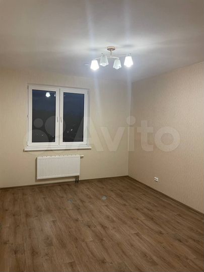 2-к. квартира, 52 м², 7/10 эт.