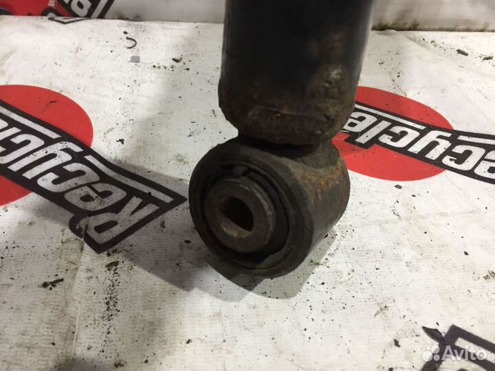 Стойка mitsubishi pajero V65W R F 2000 Перед / Пер