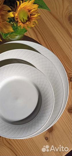 Тарелки фарфор Corone