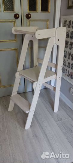 Башня помощника Монтессори