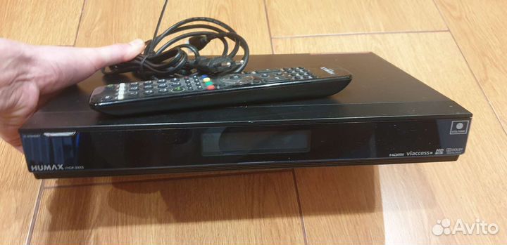 Спутниковый ресивер Humax vhdr-3000S