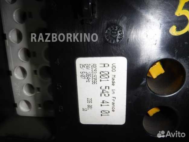 Панель приборов Мерседес