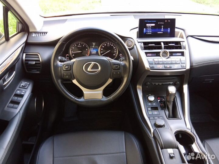 Lexus NX 2.0 CVT, 2015, 35 600 км