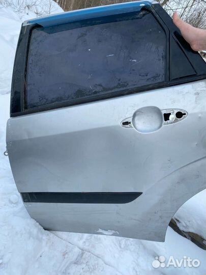 Дверь ford focus 1