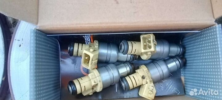 Продам форсунки ваз 16 клап
