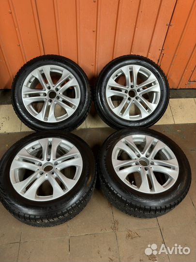 Колеса Mercedes зима шипы nokian 225/55R17 ориг