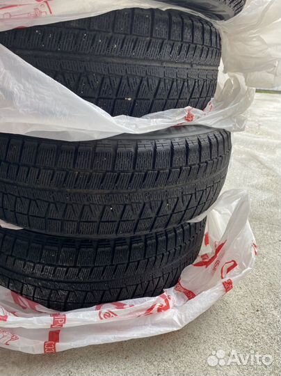 Bridgestone Blizzak Revo GZ 185/60 R15