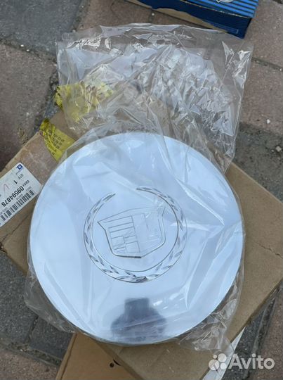 Колпак Cadillac. Оригинал
