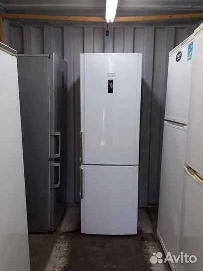 Холодильник б/у Hotpoint-Ariston ecft1813.04