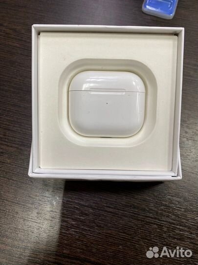 Беспроводные наушники apple airpods 3