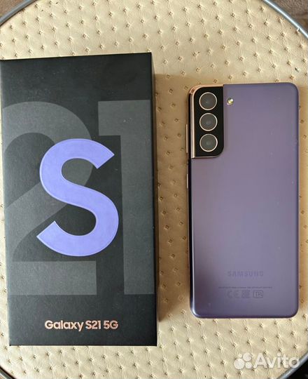 Samsung Galaxy S21, 8/128 ГБ