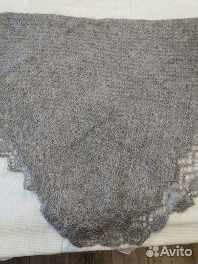 Пуховый платок паутинка