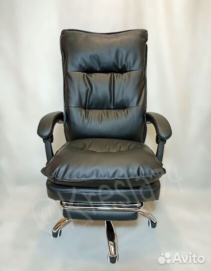 Компьютерное кресло руководителя. Новое