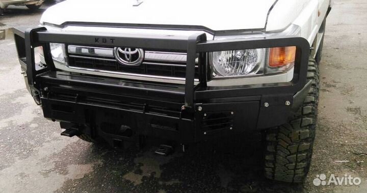 Передний силовой бампер с кенгурином алюминиевый