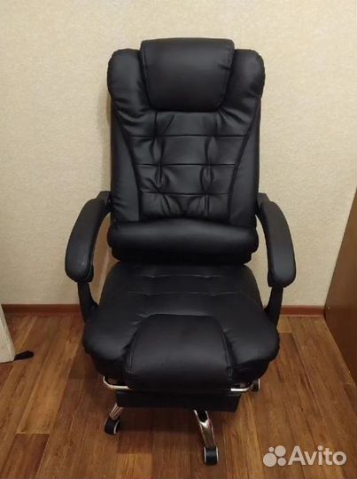 Компьютерное игровое кресло геймерское с массажем