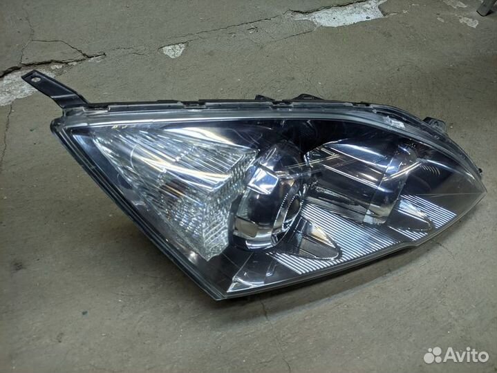 Фара правая галоген Honda CR-V 3