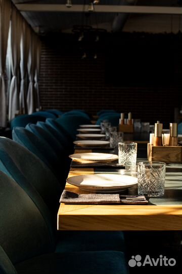 Официант (Пролетарский район)