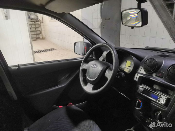 LADA Granta 1.6 МТ, 2014, 239 000 км