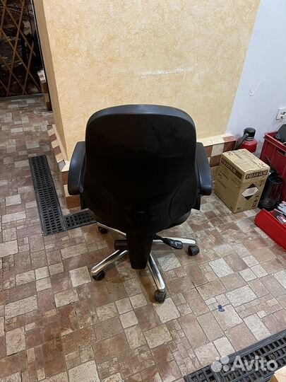 Компьютерное кресло