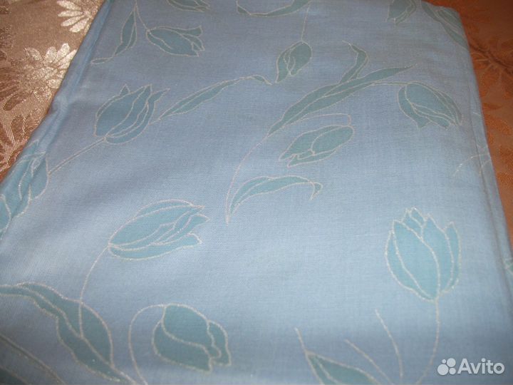 Отрезы тканей разных