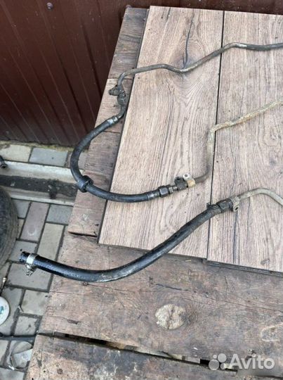 Трубка гур Mercedes-Benz W210 3.2