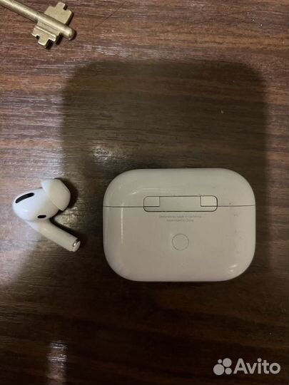 Кейс для airpods pro + левый наушник