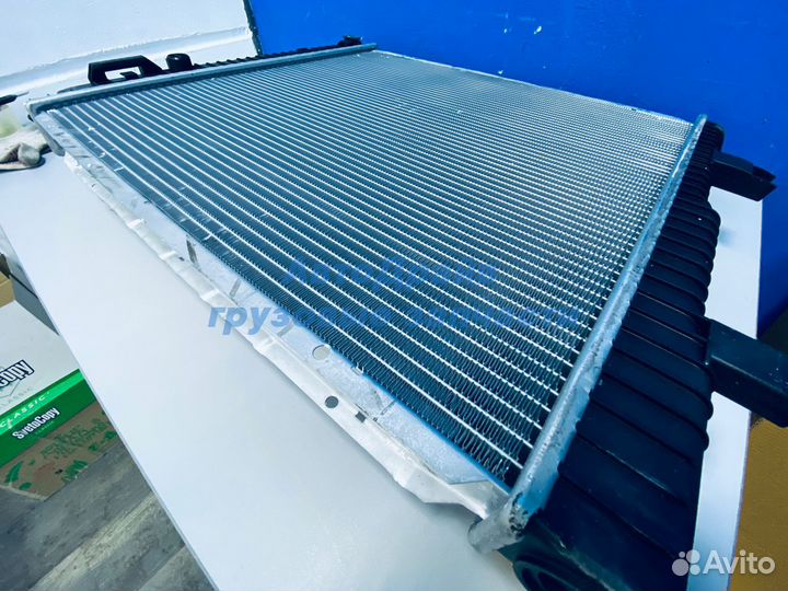 Радиатор охлаждения Мерседес Атего