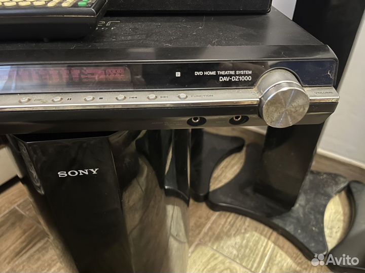 Домашний кинотеатр sony DAV DZ1000