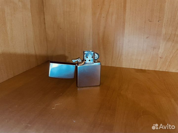 Зажигалка zippo