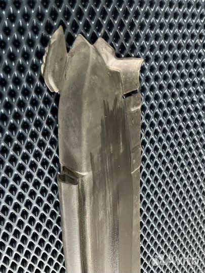 Накладка на крыло лев. перед. Toyota Land cruiser