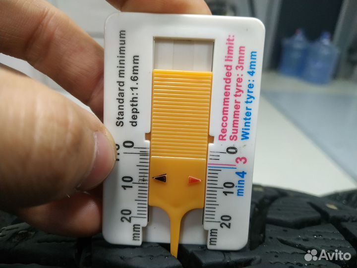 Bridgestone Blizzak Spike-02 195/55 R16 87T