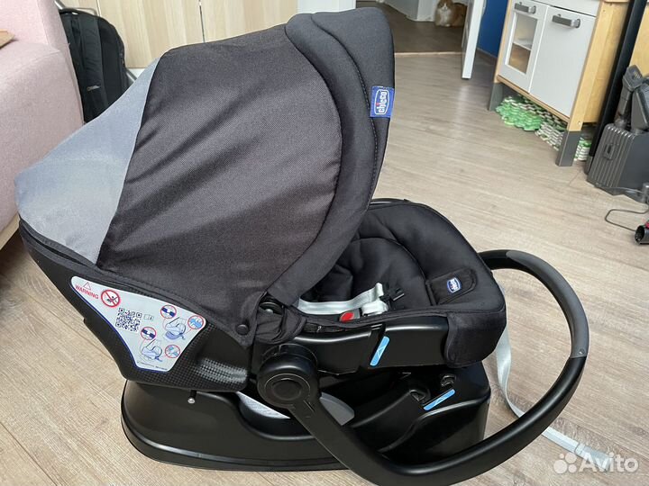 Автокресло Chicco Auto-Fix-Fast