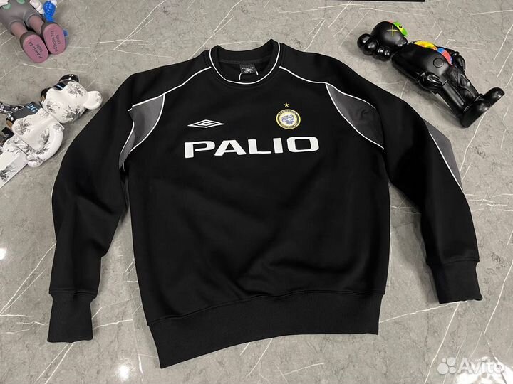 Свитшот Palace x Umbro