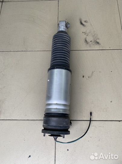 Амортизатор Пневмо на бмв 7, е65-66 кузов