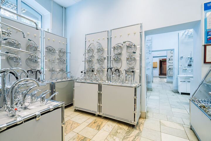 Свободного назначения, 151.8 м²