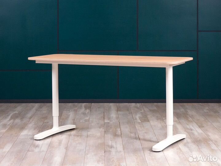 Стол для персонала IKEA Швеция