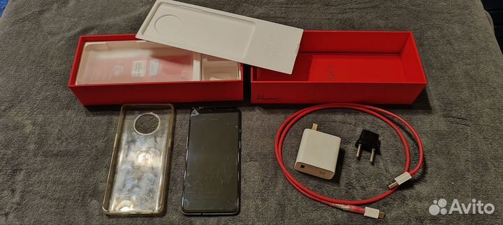 OnePlus 7T, 8/256 ГБ