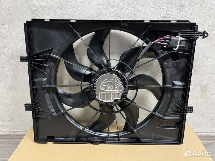 Вентилятор охлаждения Mercedes W213 C238 W447