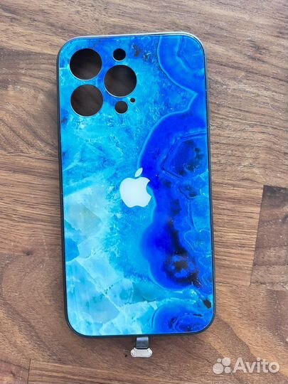 Чехлы на iPhone 13 Pro