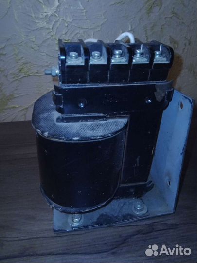 Понижающий трансформатор