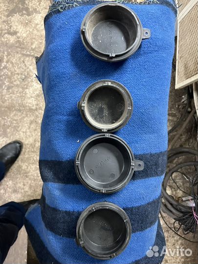 Крышка фары на mitsubishi outlander 3