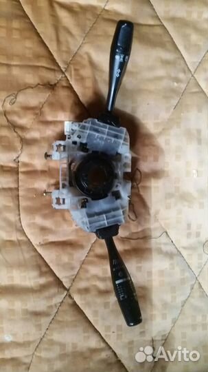 Переключатель подрулевой Mitsubishi Space Runner 2