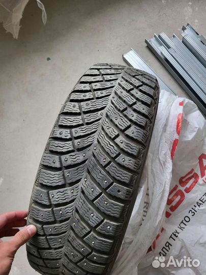 Michelin X-Ice North 4 185/65 R15