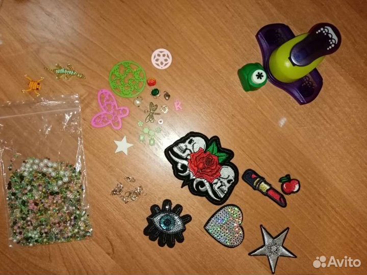 Бисер, бусины, скрапбукинг, нашивки