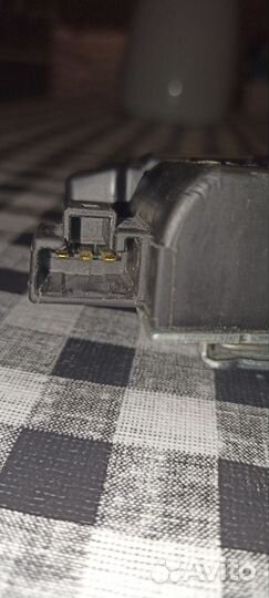 Замок багажника Камри 40,Королла 150