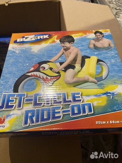 Надувная игрушка для плавания